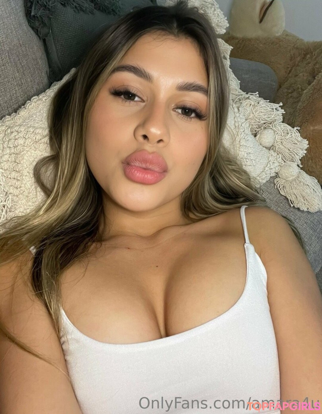 amara4u model hot pics