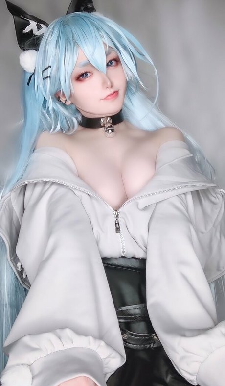 amaRe noXX art model photos