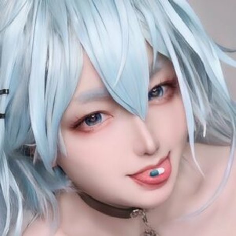 amaRe noXX nudes model picture