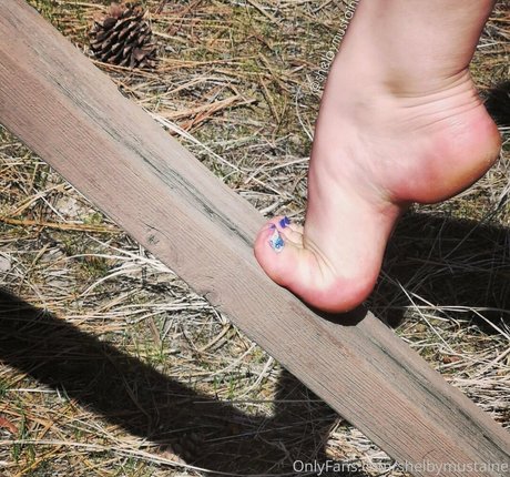 shelbymustaine star adult images