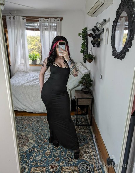 Zalariacos model art photos