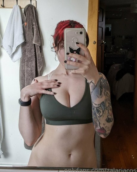 Zalariacos actress pics