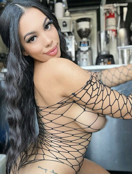 Coffeewlayaa model nice image