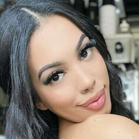 Coffeewlayaa model perfect image