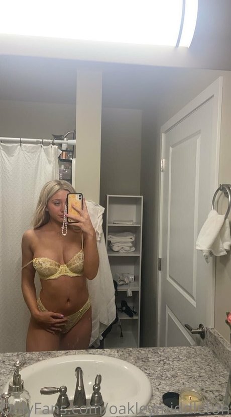 teen lesbian onlyfans free img