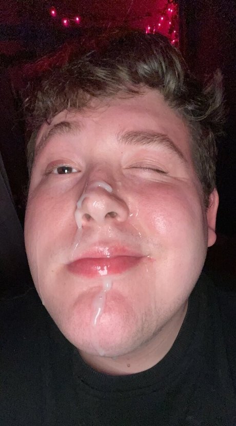 chubbysucker pornstar adult image