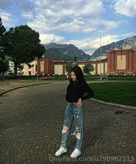 kiki need you inside pornographic actress photos