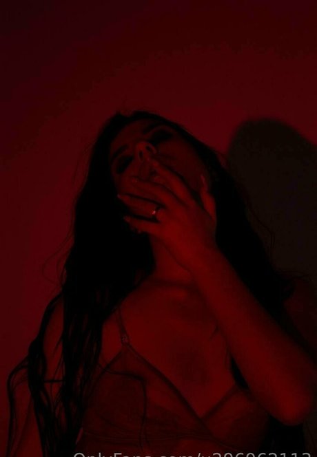 kiki need you inside star nude photo