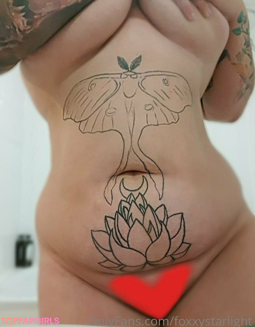 Foxxystarlight profile image