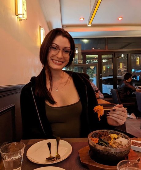 lesbians onlyfans beautiful archive