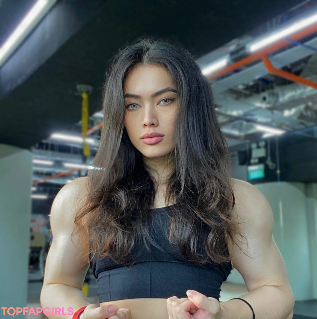 Sherlyn Chee model hot gallery
