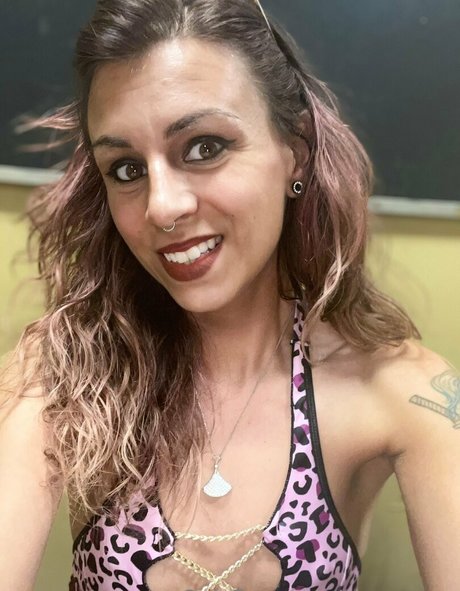 slim onlyfans art nude pictures