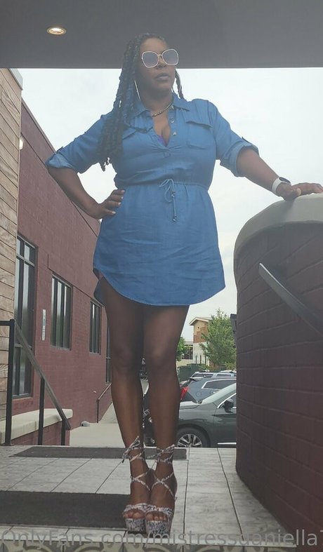 milf free onlyfans hot naked gallery