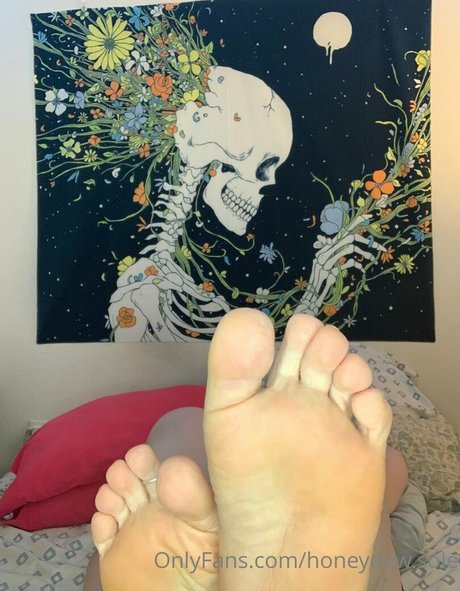 honeydew sole nudes actress pics