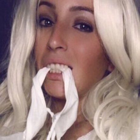 theonlylaya star sexy image