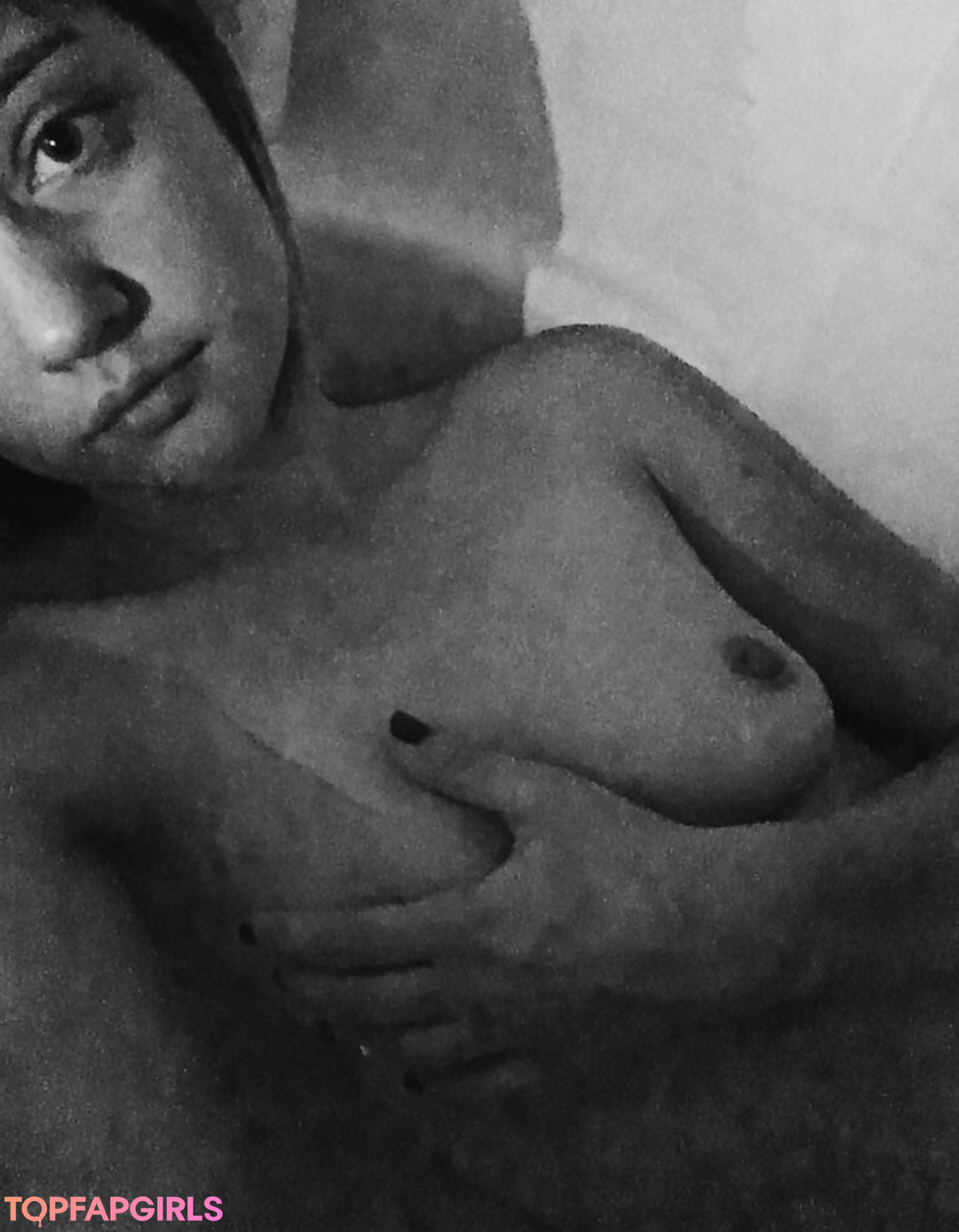 cucumberbutcooler sexy actress picture