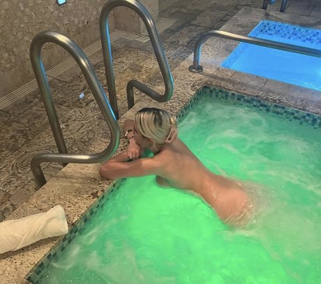 skinny ebony teen onlyfans beautiful nude images