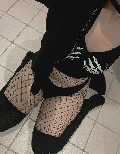 clothed onlyfans hot pics