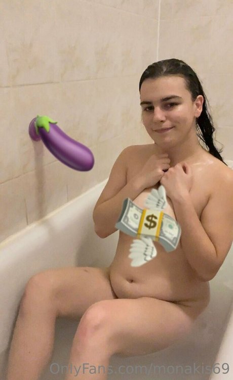 monakis69 exclusive star photo