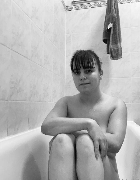 monakis69 adult model archive