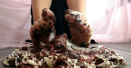 midnightmistress2023 nice model img