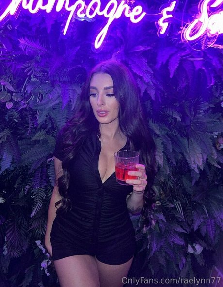 raelynn77 model nudes images