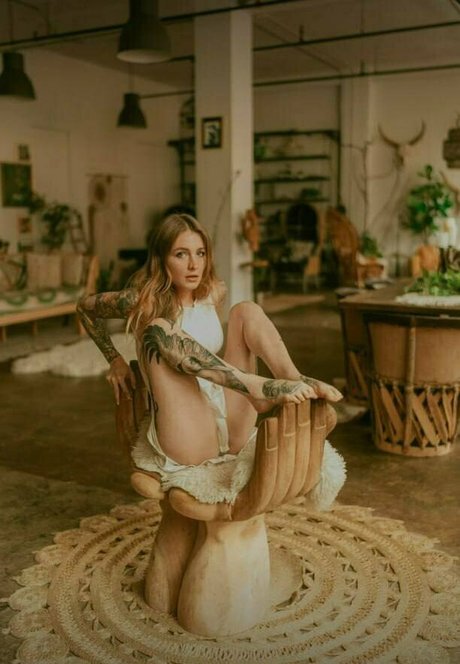 raelynn77 art star picture