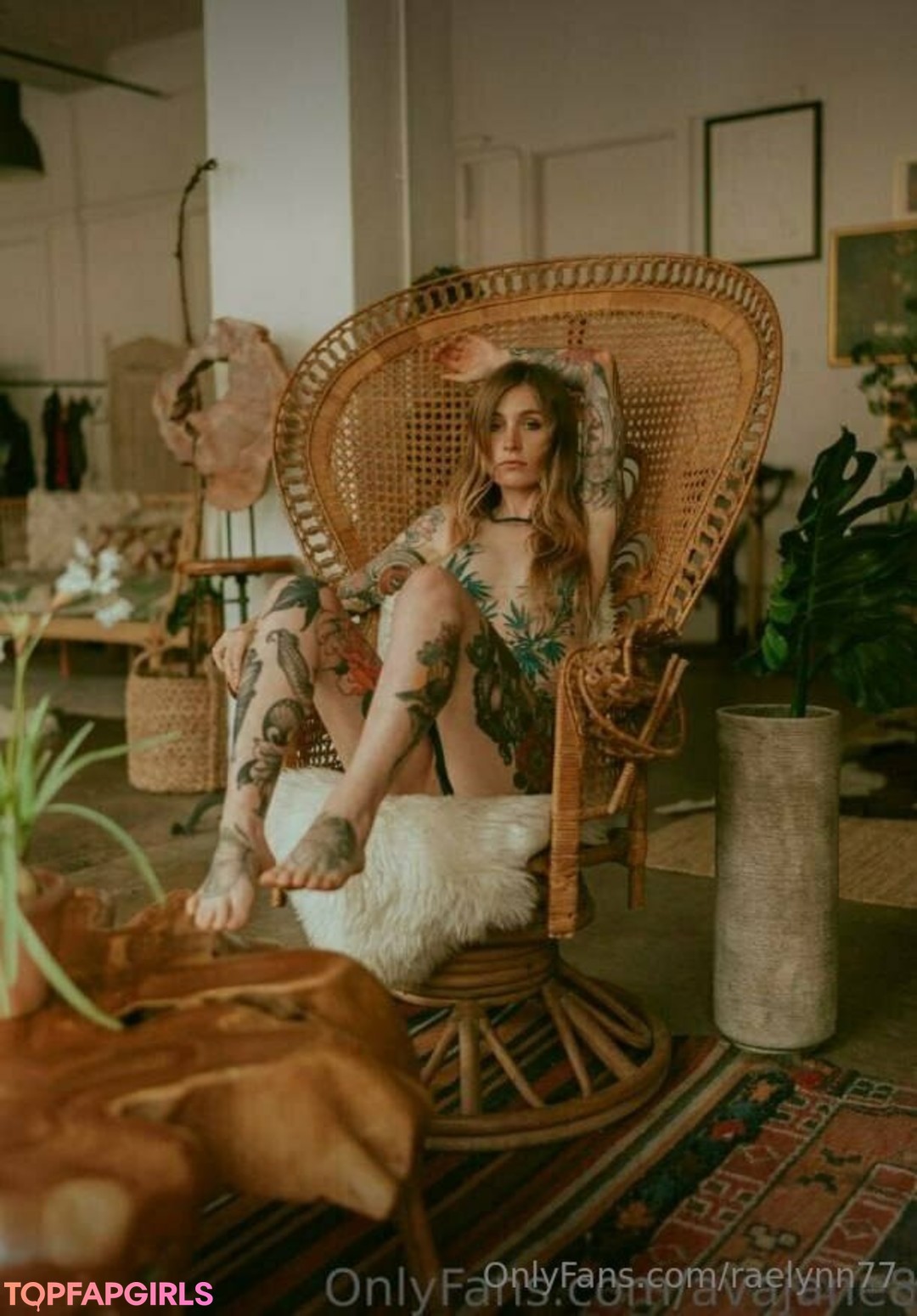 raelynn77 model erotic pictures