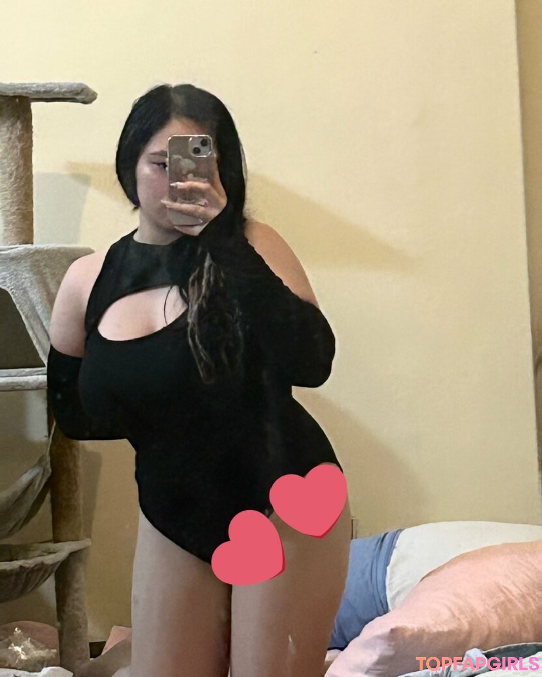 Nyarmiii star porn pictures