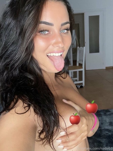 nastyselene pornstar hd pics