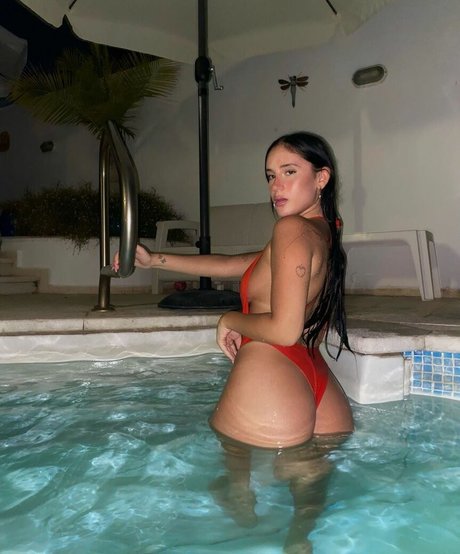 down onlyfans beautiful nude image