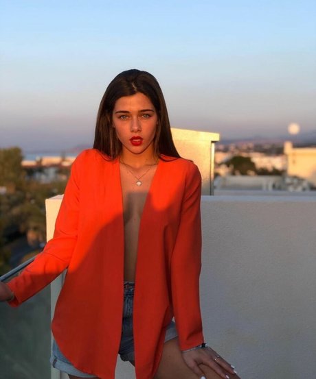 Milana Vino sexy star gallery