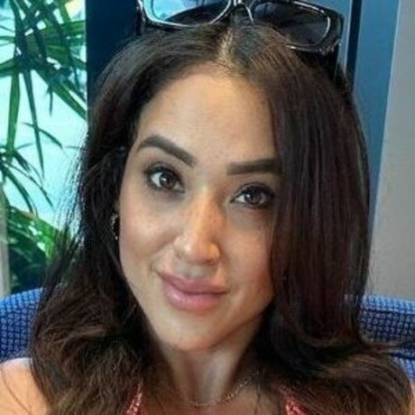 stepdaughter onlyfans nude images