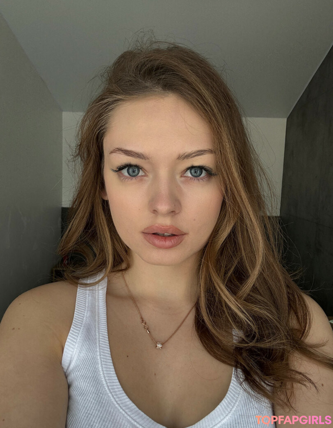 Teen Mia best pornstar images