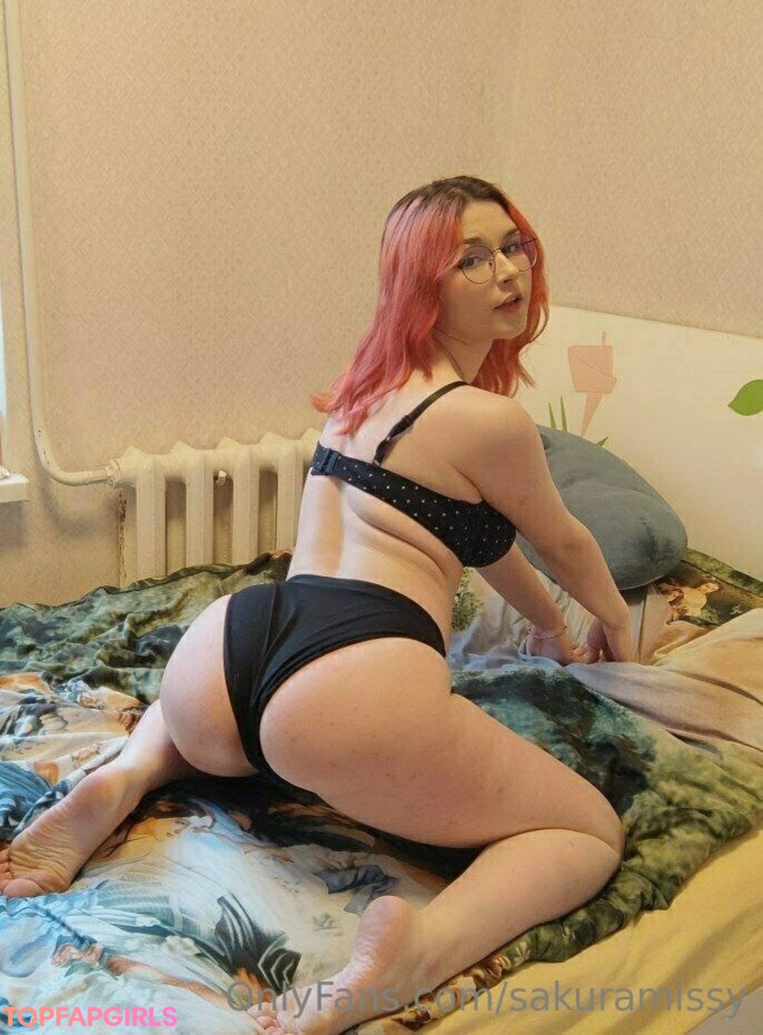 sakuramissy nude model gallery