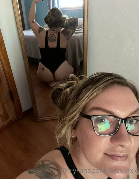 thick vixie pornstar adult galleries