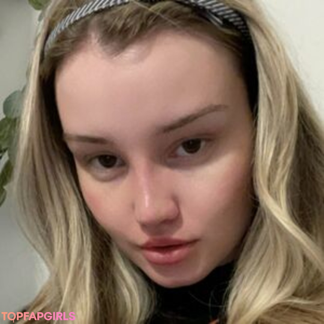 Cyberalina Cyberina Corinna star nice galleries