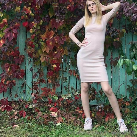 ms peachymoon pretty actress pics