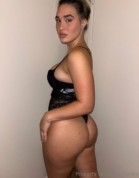 favoriteprincesskk model hot photos