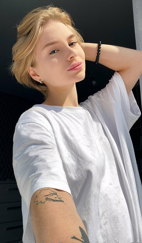 lexia 69 sexy star picture