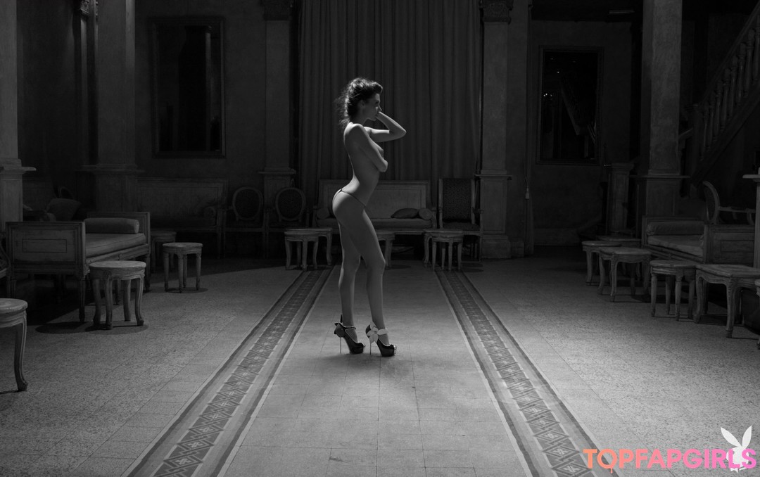 Marina Emanuela Saia pretty model photo