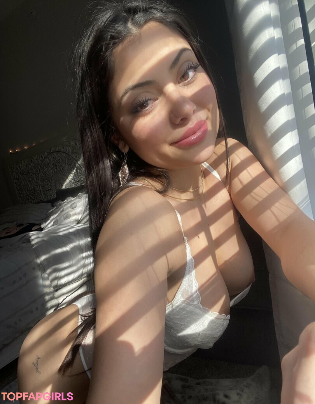 Nataliecanbebought sex model picture