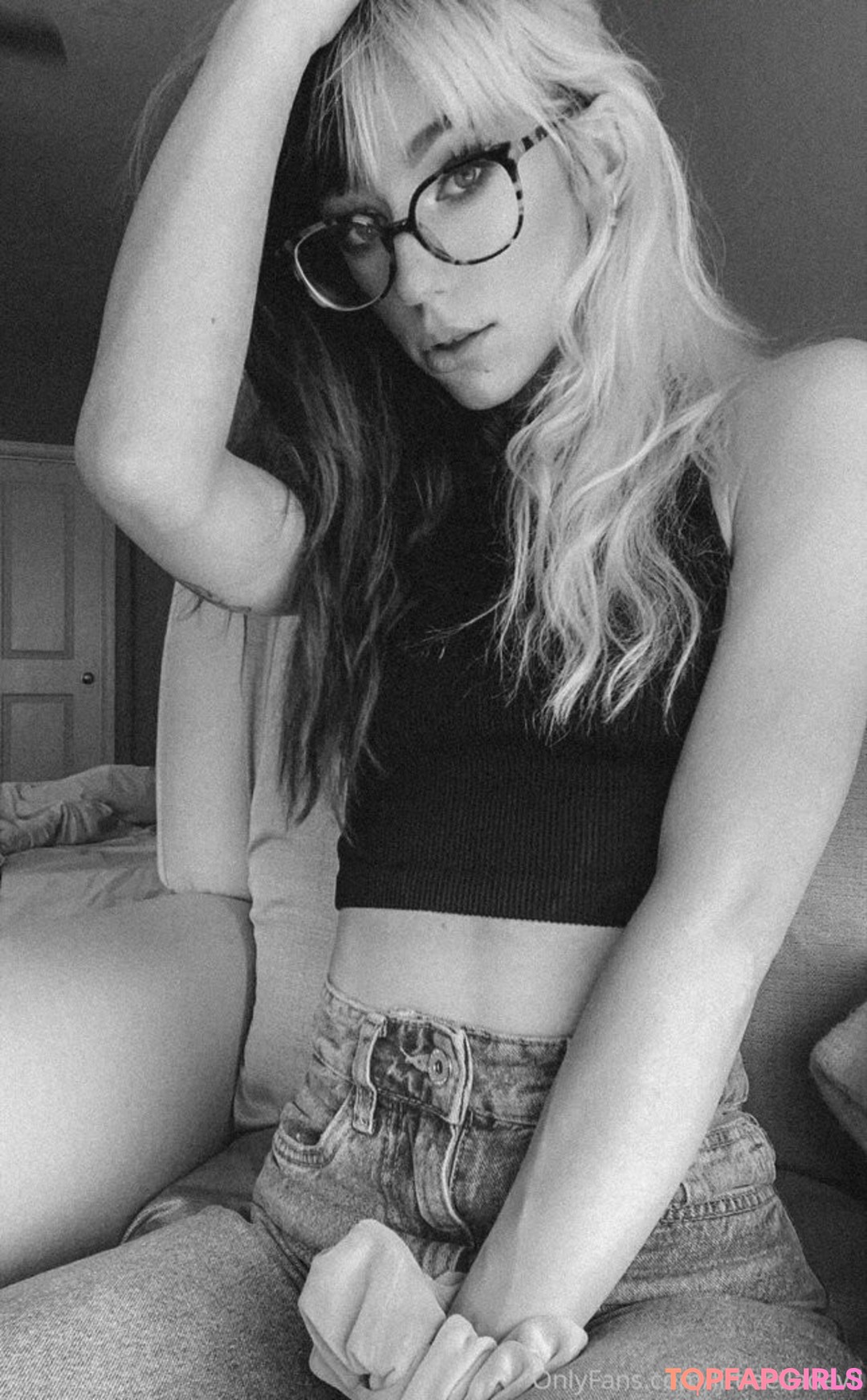 curvy anal onlyfans naked pic