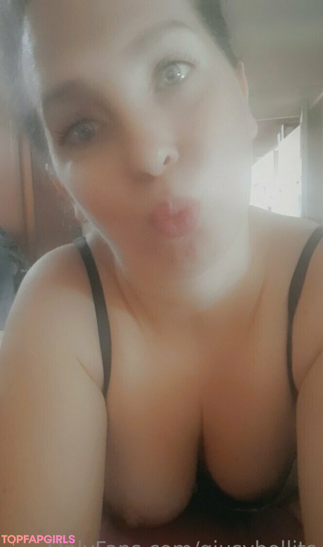 only queen84 sexy star photos