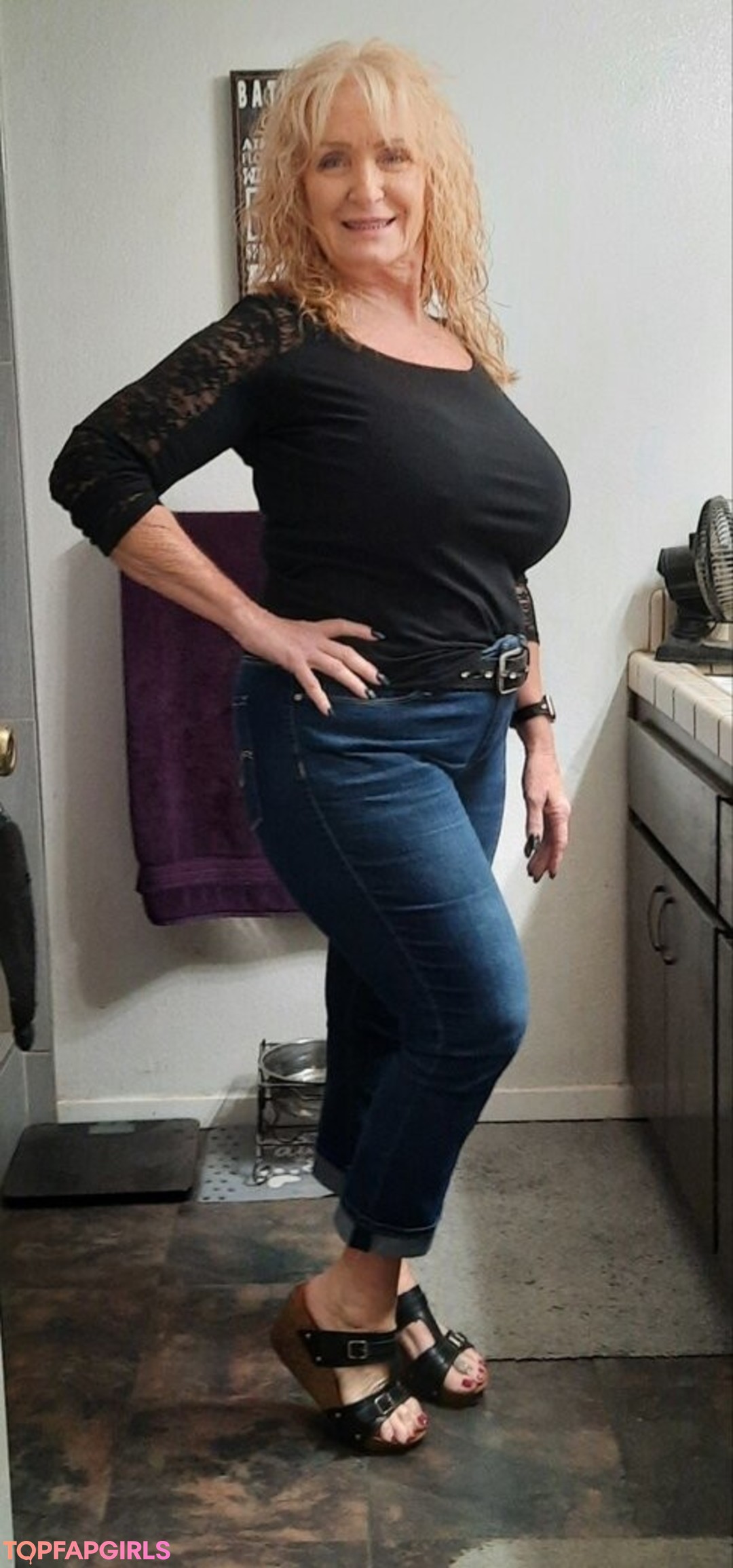 Wildwillie93 sexy star pics