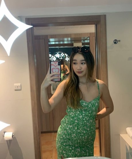 Lisabby nude model galleries