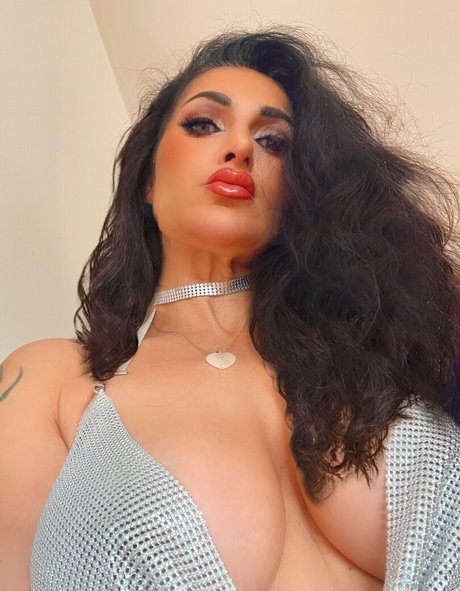 Hottash33 nice star pics