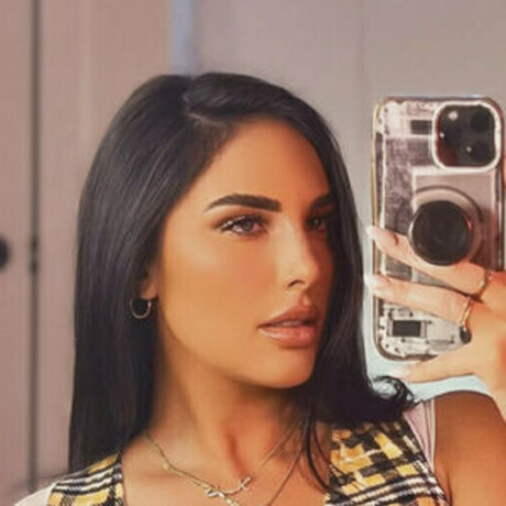 brunette petite onlyfans art xxx pics