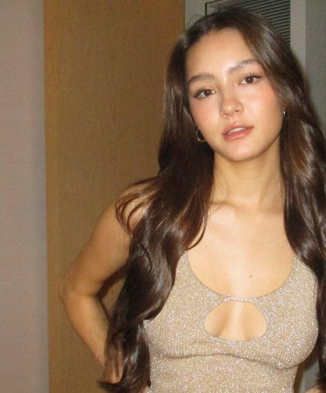 Mabel Chee model high quality images