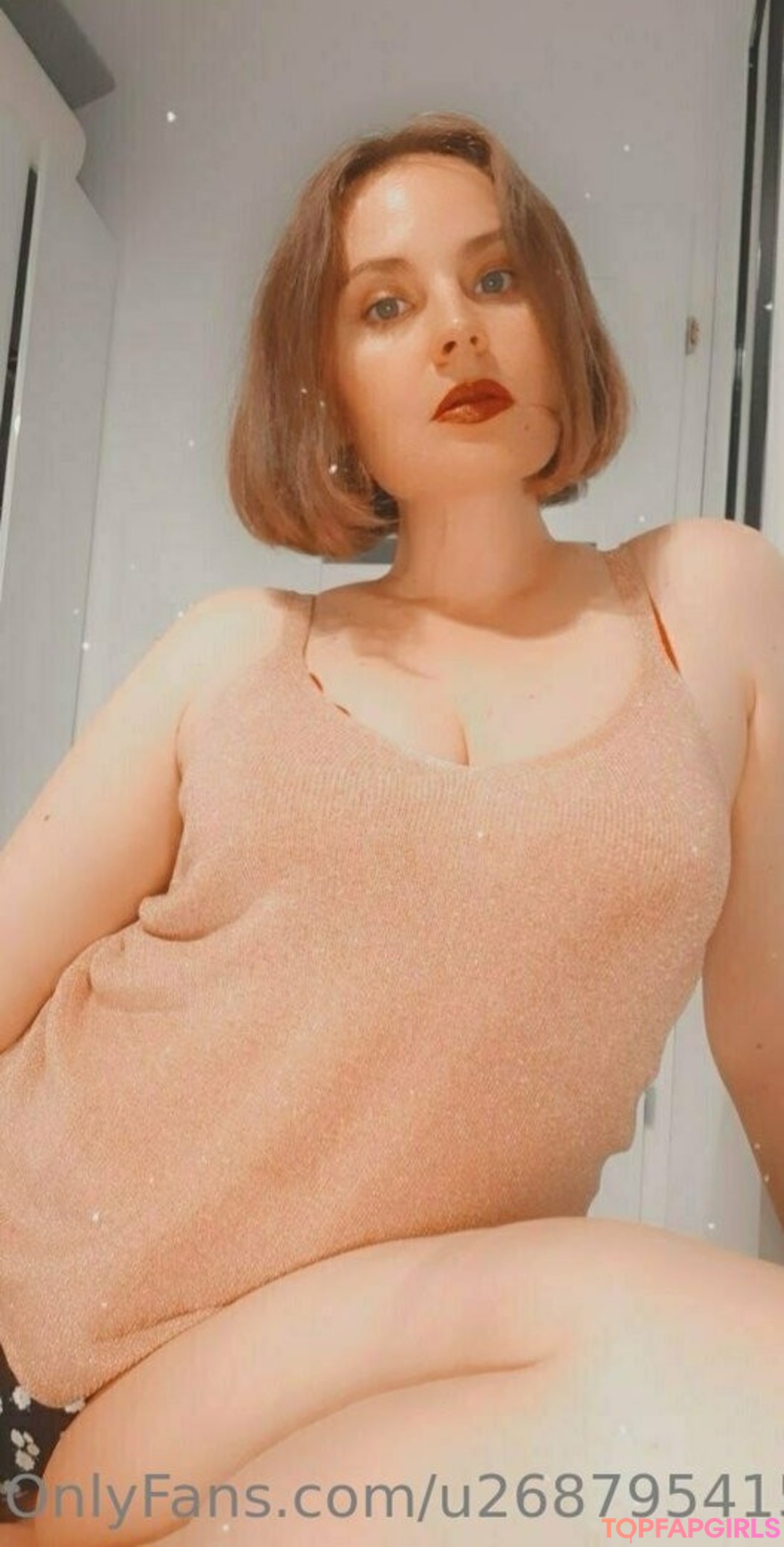hairy vagina onlyfans top pic